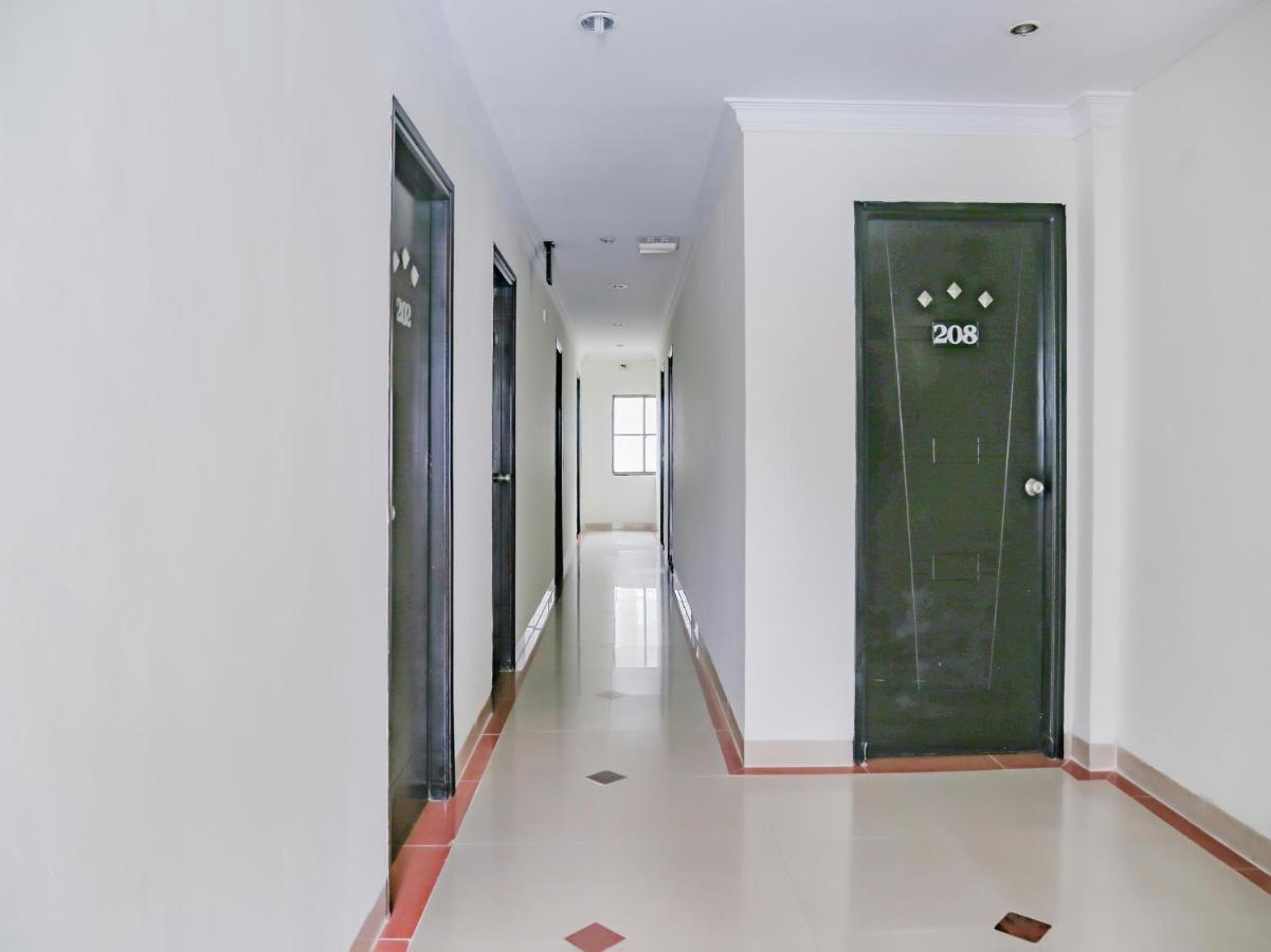 Oyo 90269 Hotel Indorasa 2 Jodoh  Экстерьер фото