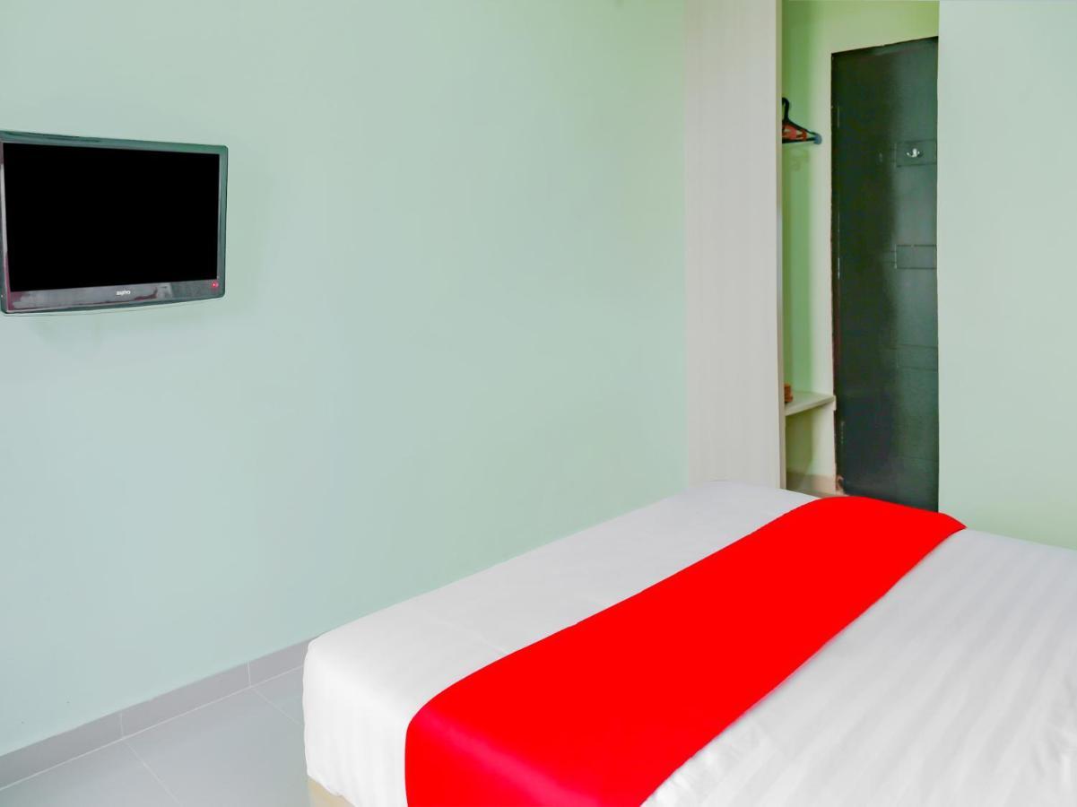 Oyo 90269 Hotel Indorasa 2 Jodoh  Экстерьер фото