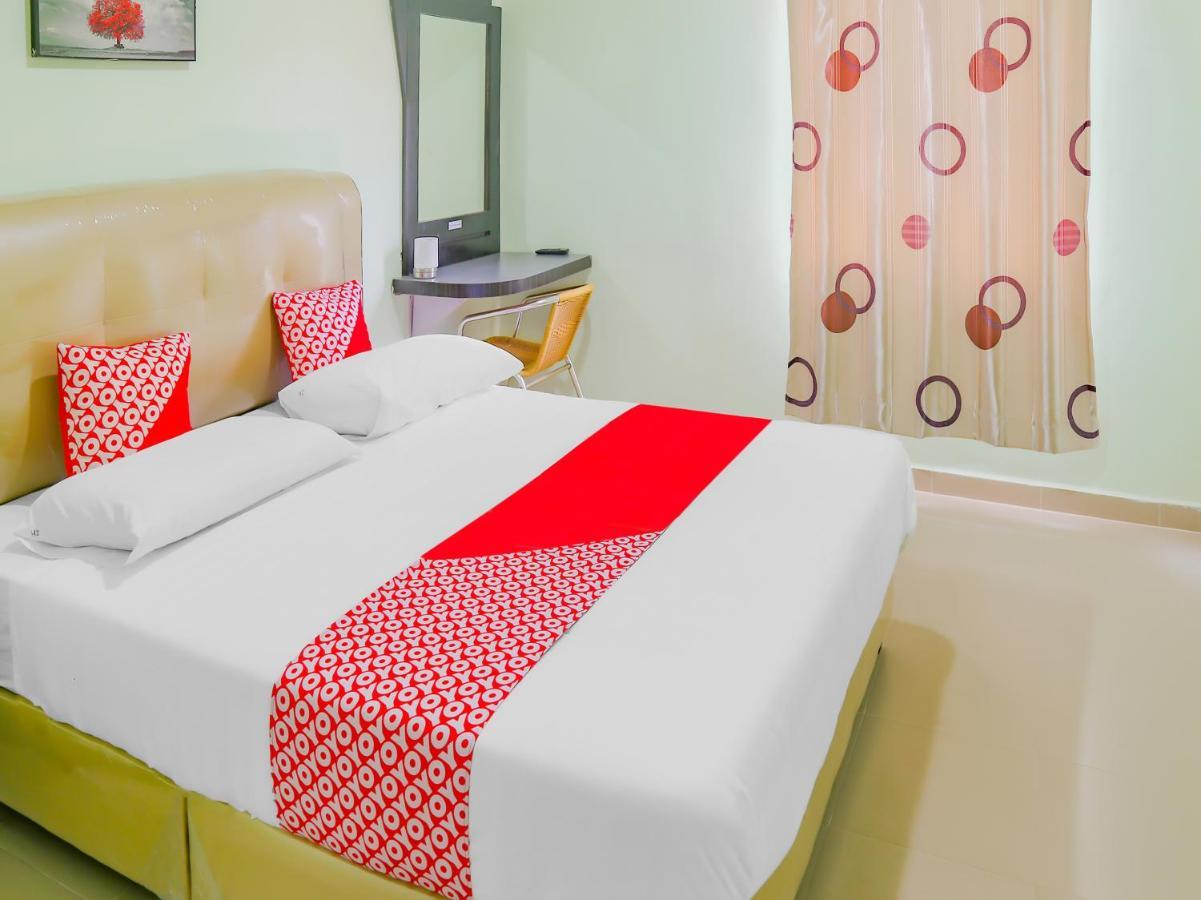Oyo 90269 Hotel Indorasa 2 Jodoh  Экстерьер фото