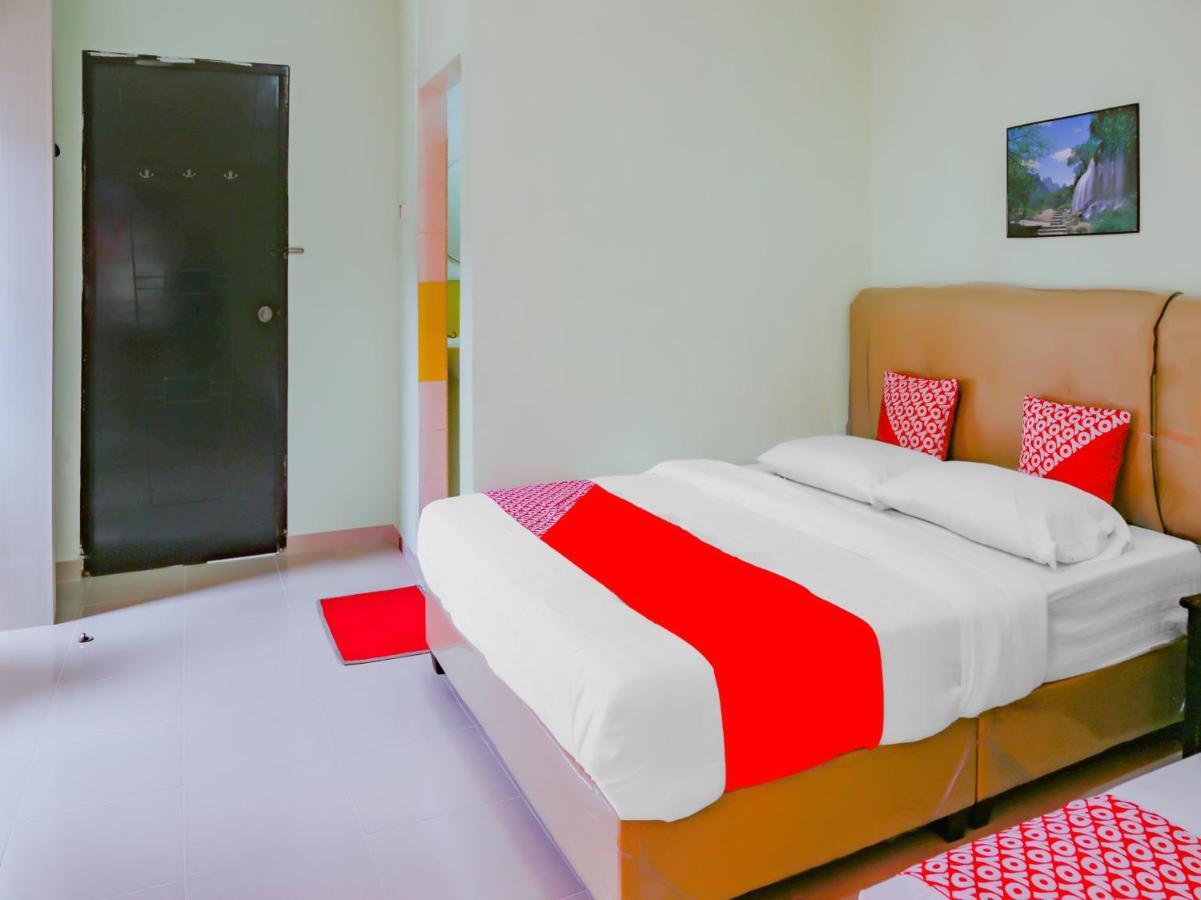 Oyo 90269 Hotel Indorasa 2 Jodoh  Экстерьер фото