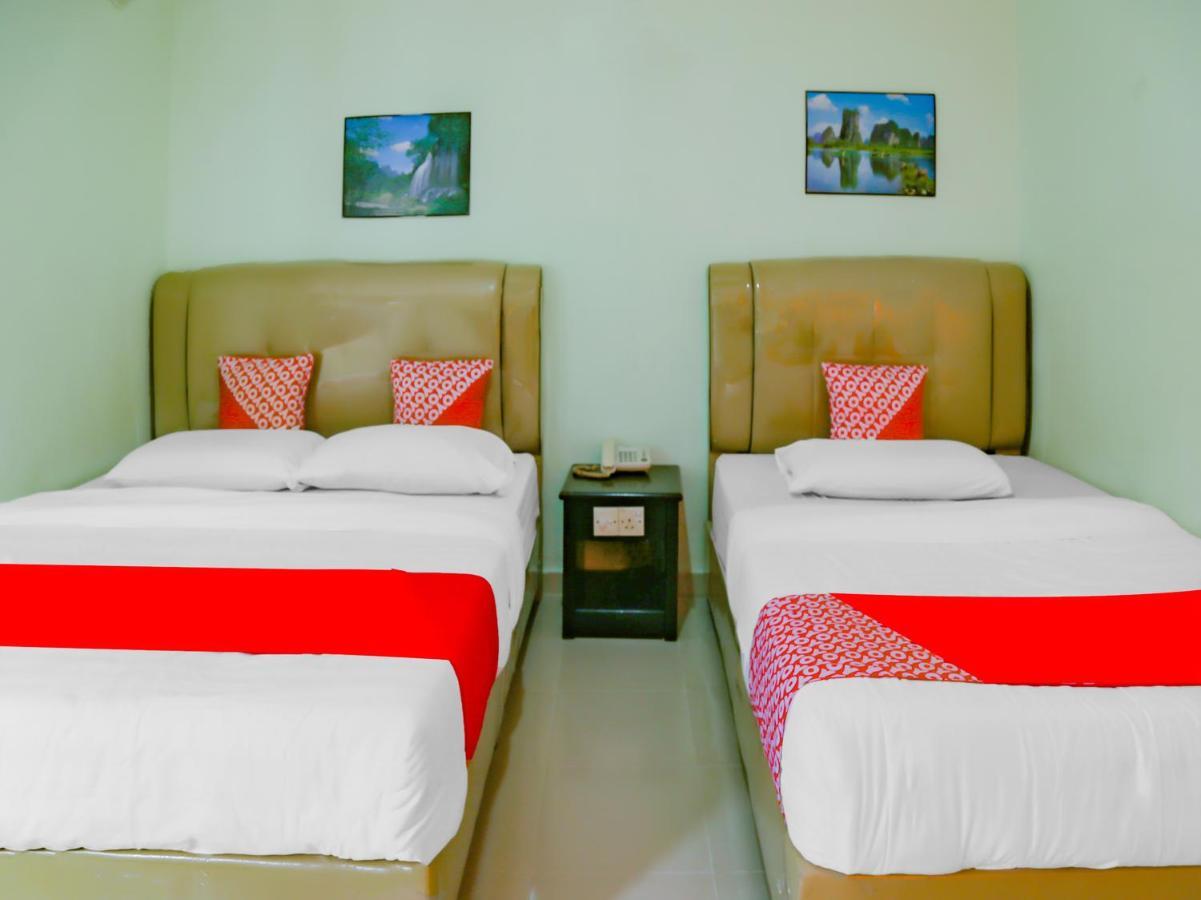 Oyo 90269 Hotel Indorasa 2 Jodoh  Экстерьер фото