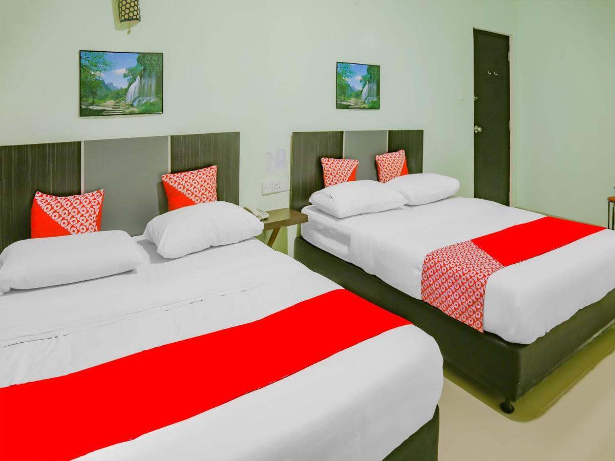 Oyo 90269 Hotel Indorasa 2 Jodoh  Экстерьер фото
